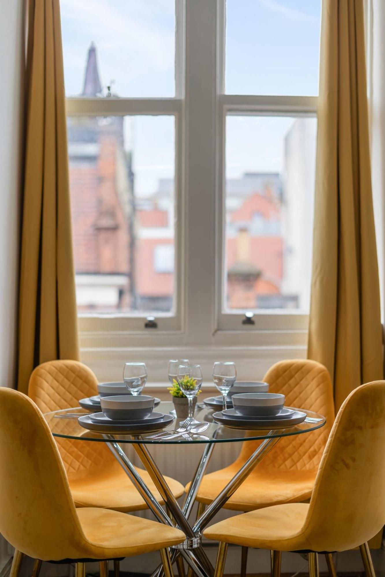 Apartment Luxurious On Oxford Street London