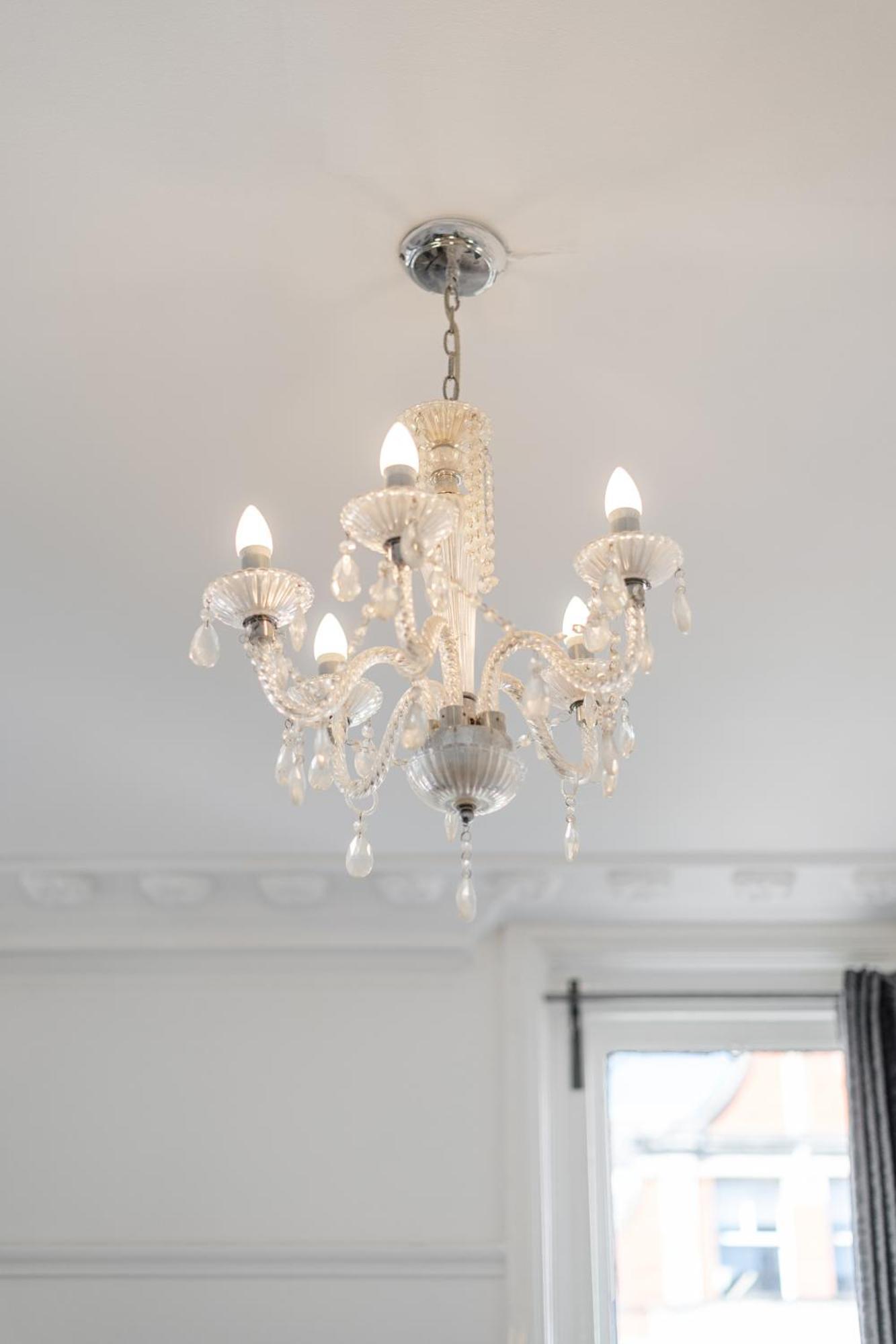 Luxurious On Oxford Street Apartment *